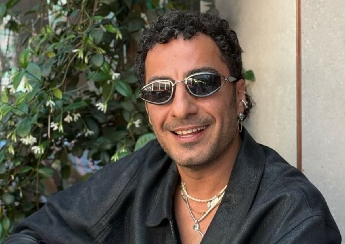 ببینید| نوید محمدزاده سرود «ای ایران» را میخواند ببینید| نوید محمدزاده سرود «ای ایران» را میخواند