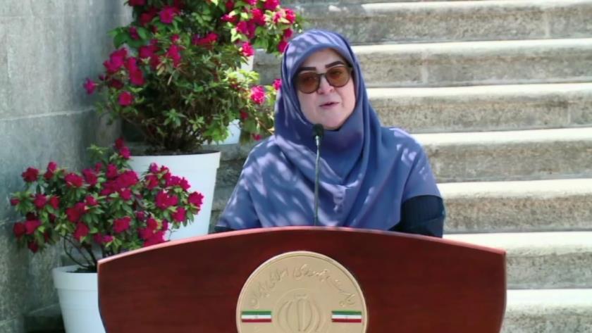 سخنگوی دولت: انتخاب وزیر اقتصاد را به مذاکرات گره نزنید سخنگوی دولت: انتخاب وزیر اقتصاد را به مذاکرات گره نزنید