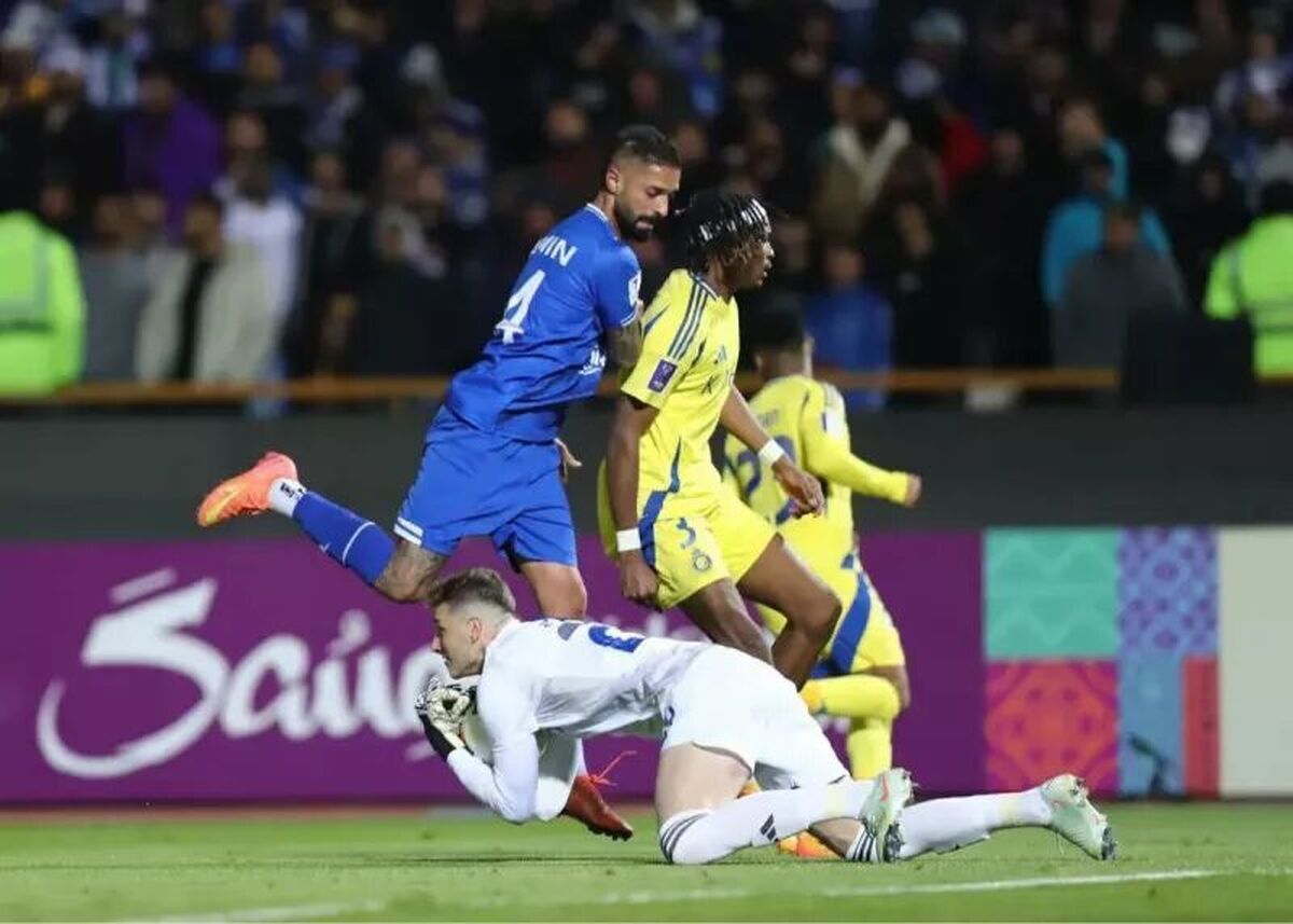 النصر به خاطر استقلال جریمه شد! النصر به خاطر استقلال جریمه شد!