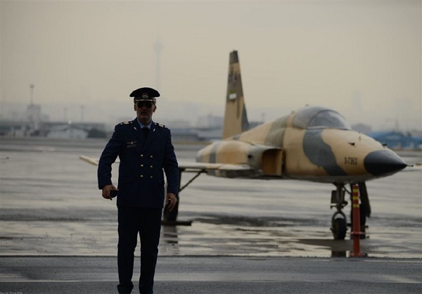 ببینید| سکانس حذف شده فیلم سینمایی «منصور» در صداوسیما ببینید| سکانس حذف شده فیلم سینمایی «منصور» در صداوسیما