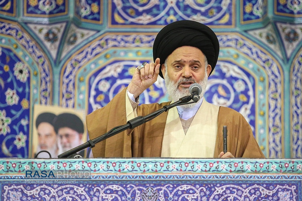 امام جمعه قم: برجام نشان داد وابستگی بیش از حد به نتایج مذاکرات آسیبزاست امام جمعه قم: برجام نشان داد وابستگی بیش از حد به نتایج مذاکرات آسیبزاست