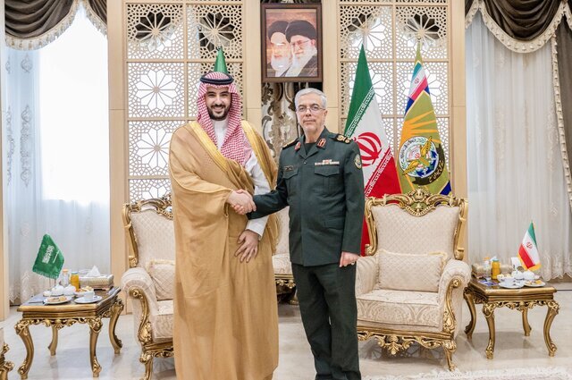 نیویورکتایمز: کشورهای خلیجفارس برخلاف گذشته حامی توافق ایران و آمریکا هستند نیویورکتایمز: کشورهای خلیجفارس برخلاف گذشته حامی توافق ایران و آمریکا هستند