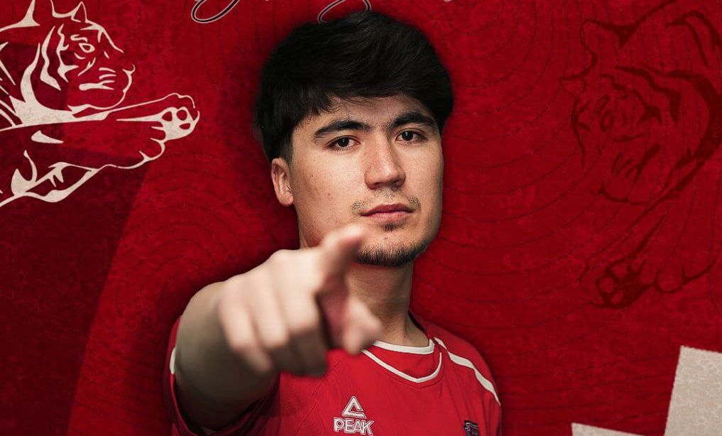 مهاجم ازبکستانی به نساجی پیوست مهاجم ازبکستانی به نساجی پیوست