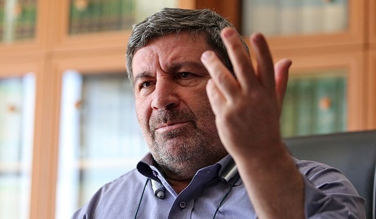 الیاس حضرتی: هزینه واردات بنزین از ۴ میلیارد دلار به ۶ میلیارد دلار میرسد الیاس حضرتی: هزینه واردات بنزین از ۴ میلیارد دلار به ۶ میلیارد دلار میرسد