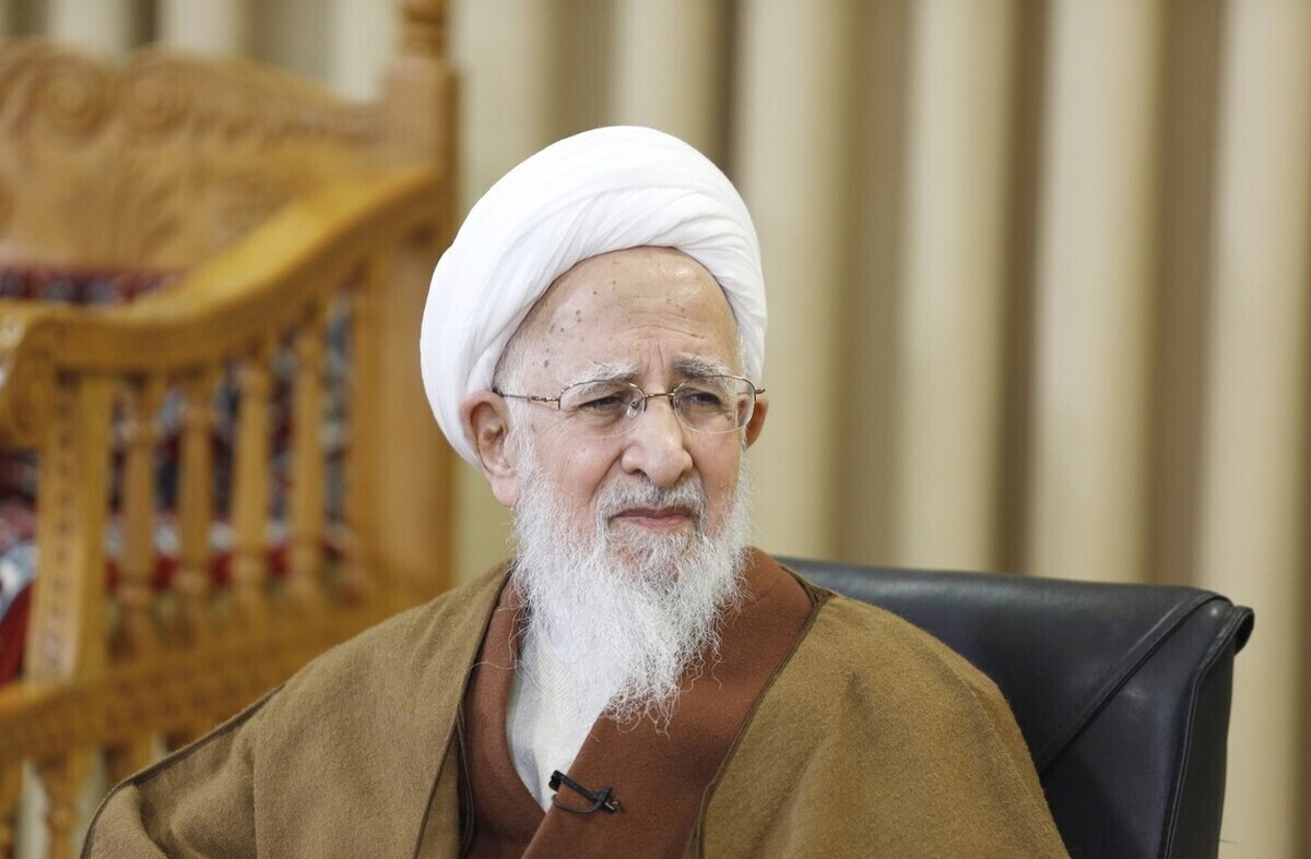 آیت الله جوادی آملی: اگر اصالت خود را حفظ کنیم، در مذاکرات و مسائل خارجی دچار ضعف نخواهیم شد آیت الله جوادی آملی: اگر اصالت خود را حفظ کنیم، در مذاکرات و مسائل خارجی دچار ضعف نخواهیم شد