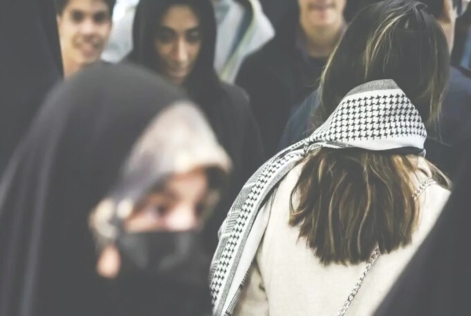 ارسال پیامک حجاب؛ از اصفهان تا تهران | نقش ستاد امر به معروف دقیقا چیست؟ کشف حجاب