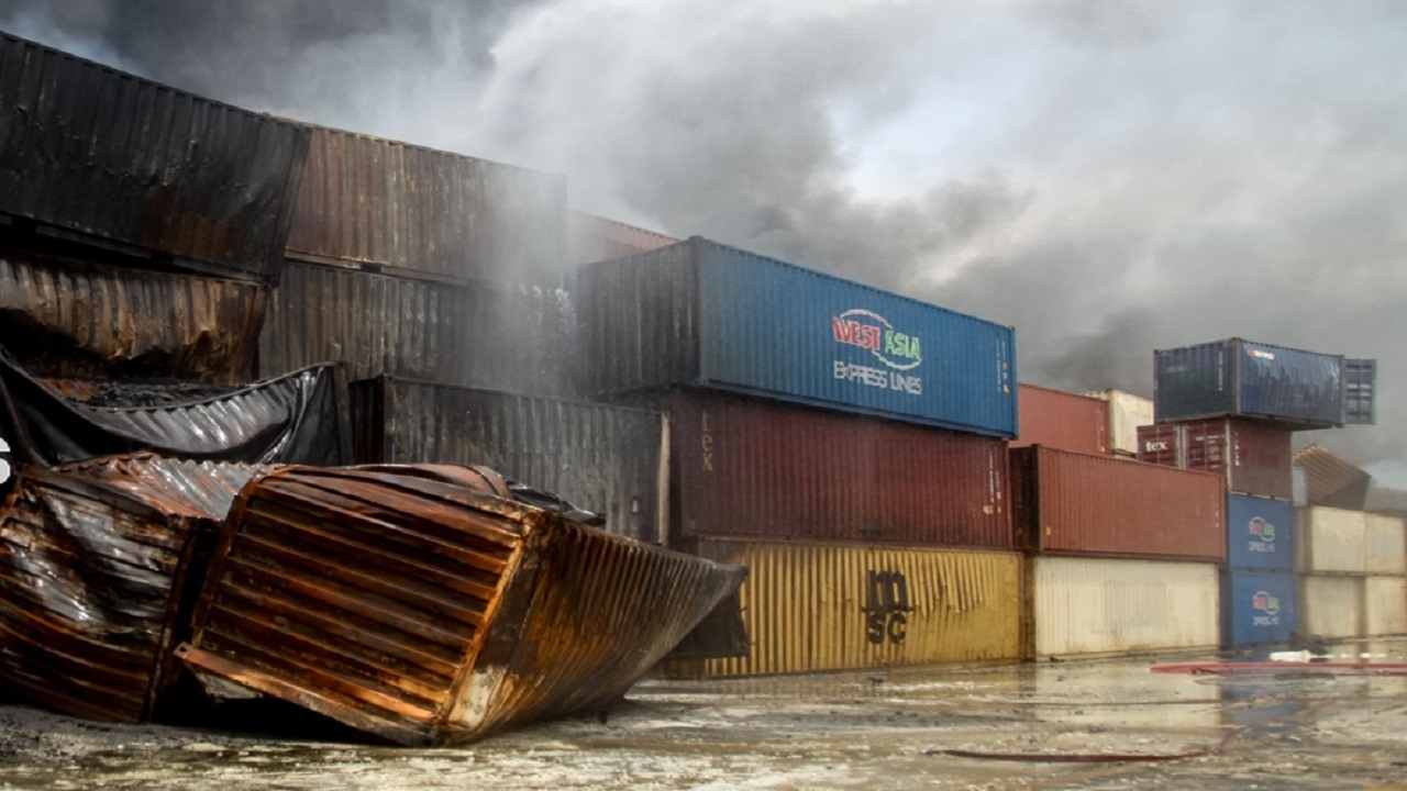 دلیل رسوب کالا در بندر شهید رجایی چیست؟ دلیل رسوب کالا در بندر شهید رجایی چیست؟