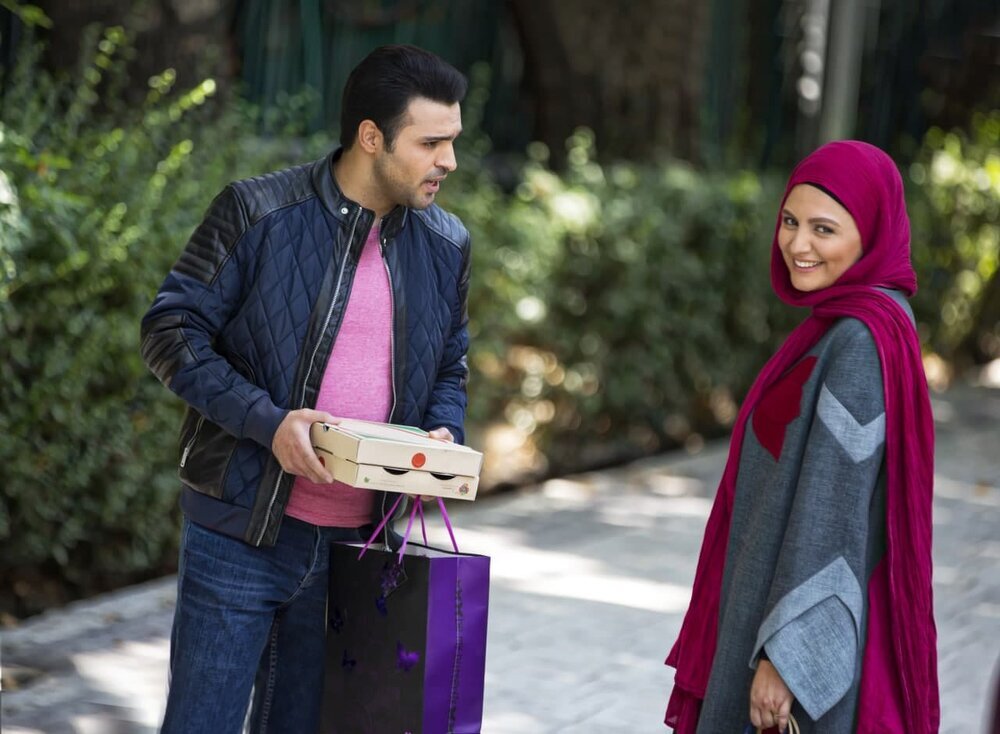 سمامان صفاری کیست؟ سمامان صفاری کیست؟