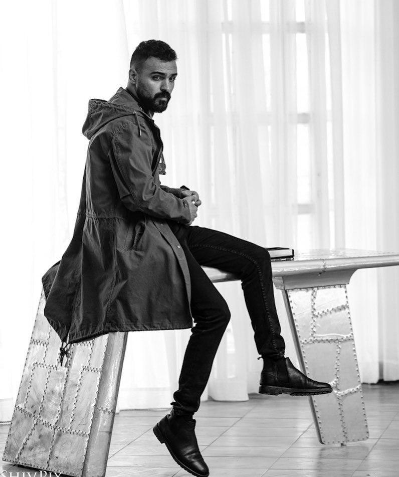 سمامان صفاری کیست؟ سمامان صفاری کیست؟