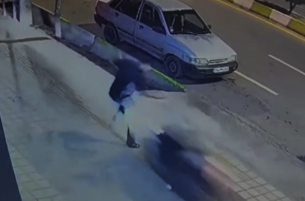 ببینید| تصادف در یک پیادهرو! تصادف