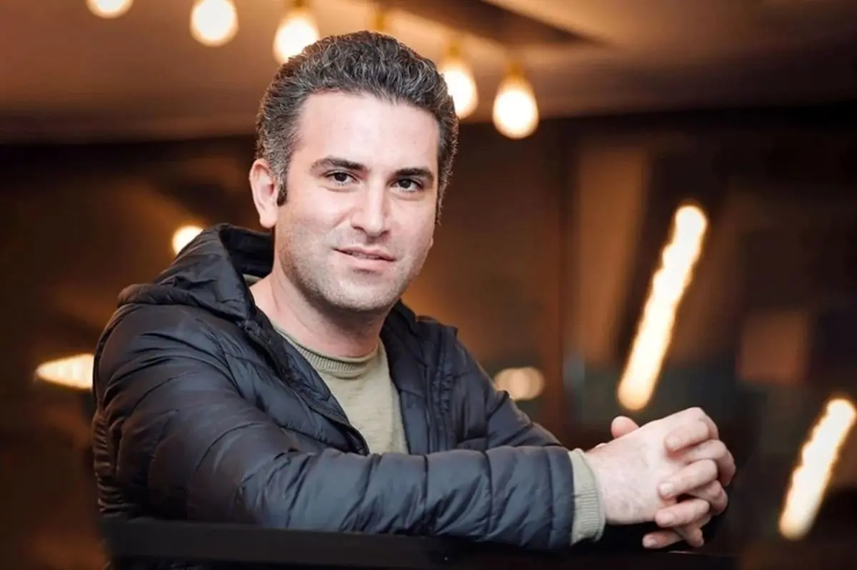 هوتن شکیبا خطاب به بهرام افشاری: پز نیست سبک زندگیتونه هوتن شکیبا خطاب به بهرام افشاری: پز نیست سبک زندگیتونه