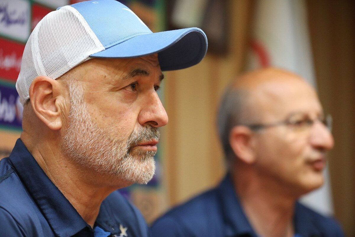 سرمربی استقلال برکنار شد سرمربی استقلال برکنار شد