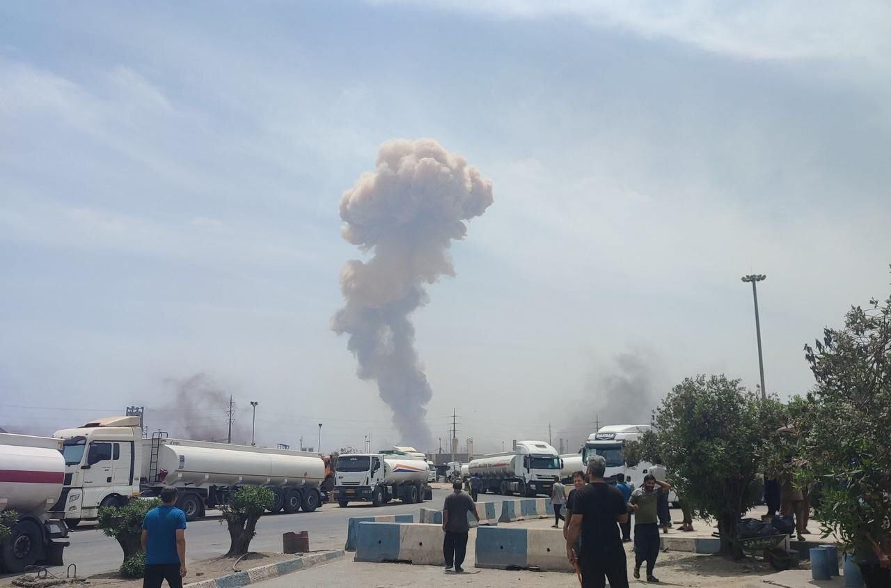 انفجار مهیب در بندر شهید رجایی بندرعباس +تصاویر انفجار