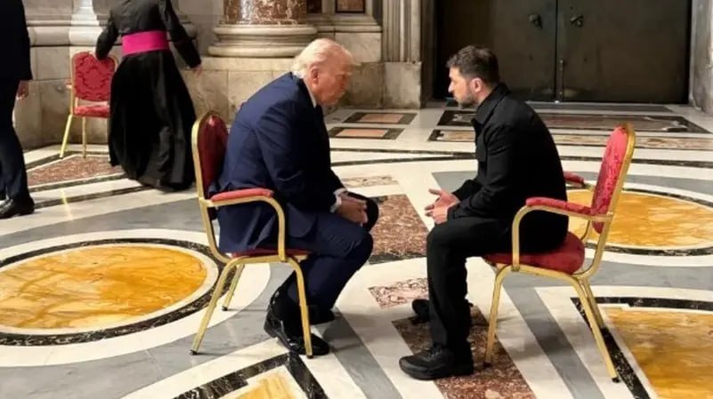 حاشیههای مراسم تشییع پاپ فراسیس ؛ از مقامهایی که دیر رسیدند تا ایستادن وزیر ارشاد نزدیک جو بایدن حاشیههای مراسم تشییع پاپ فراسیس ؛ از مقامهایی که دیر رسیدند تا ایستادن وزیر ارشاد نزدیک جو بایدن