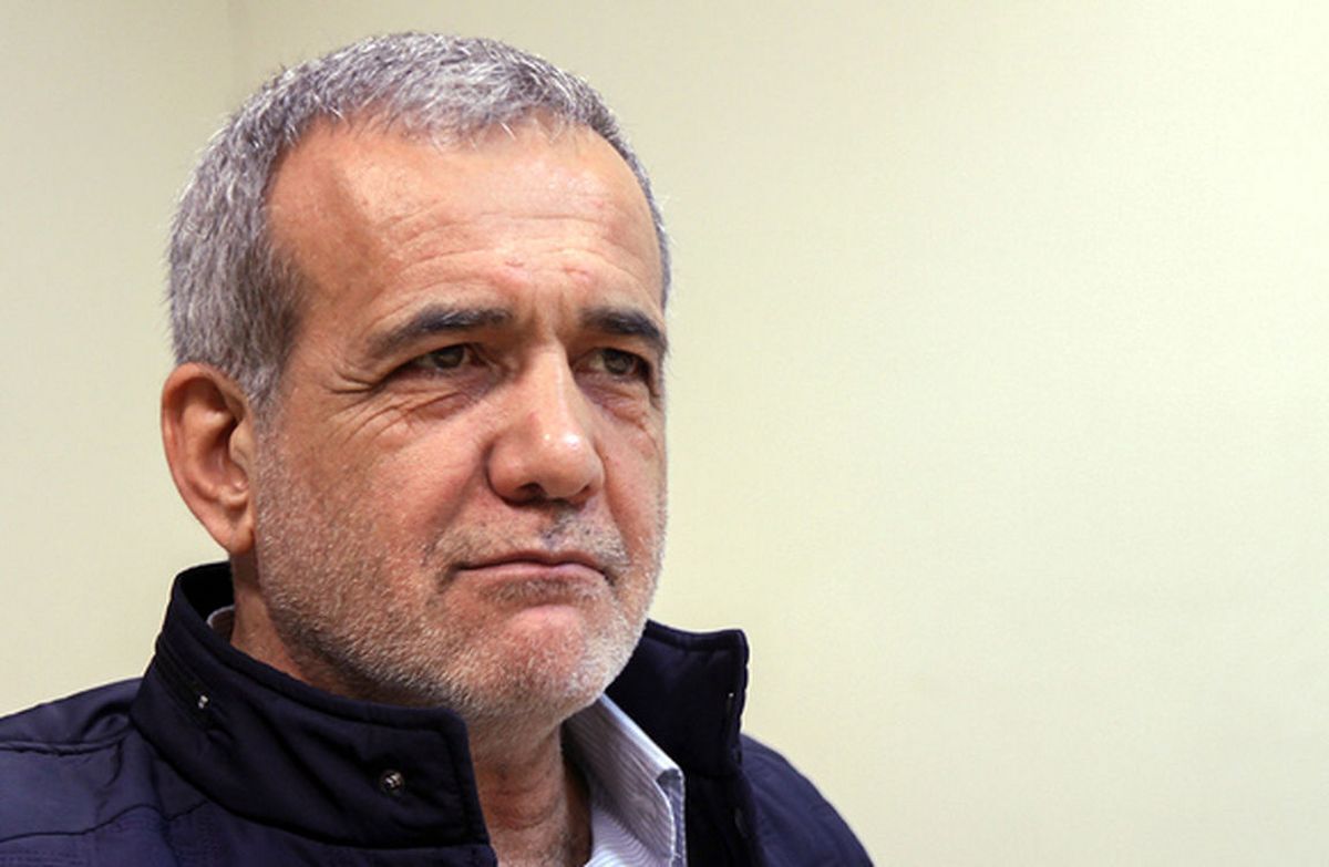 عکس| حضور فرزندان پزشکیان در سفر به باکو عکس| حضور فرزندان پزشکیان در سفر به باکو