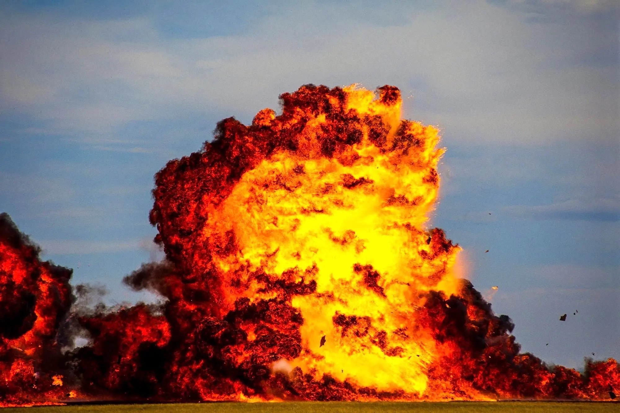 انفجار یک سوله در اصفهان، کشته داد انفجار