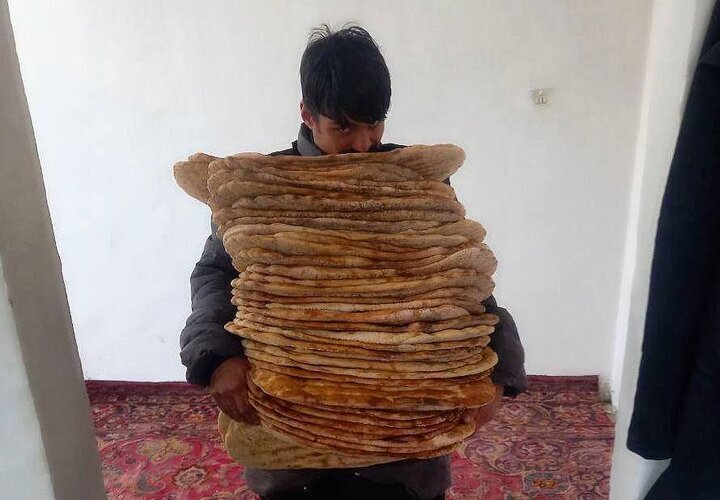 ببینید| سرانه مصرف نان مهاجران افغان، بیشتر از ۹۰ میلیون ایرانی! ببینید| سرانه مصرف نان مهاجران افغان، بیشتر از ۹۰ میلیون ایرانی!