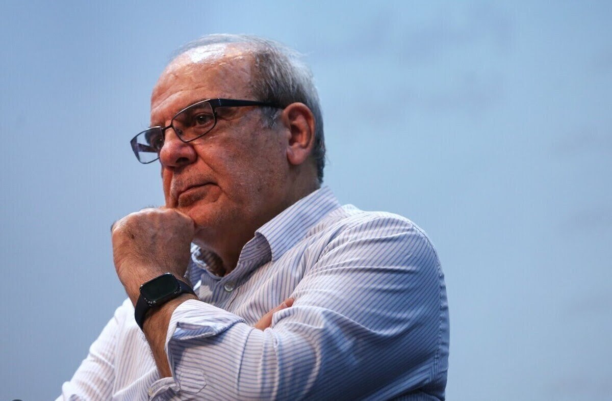 عبدی: از پزشکیان ناامید شدم| اگر نمی تواند، راهش را بکشد و برود عبدی: از پزشکیان ناامید شدم| اگر نمی تواند، راهش را بکشد و برود