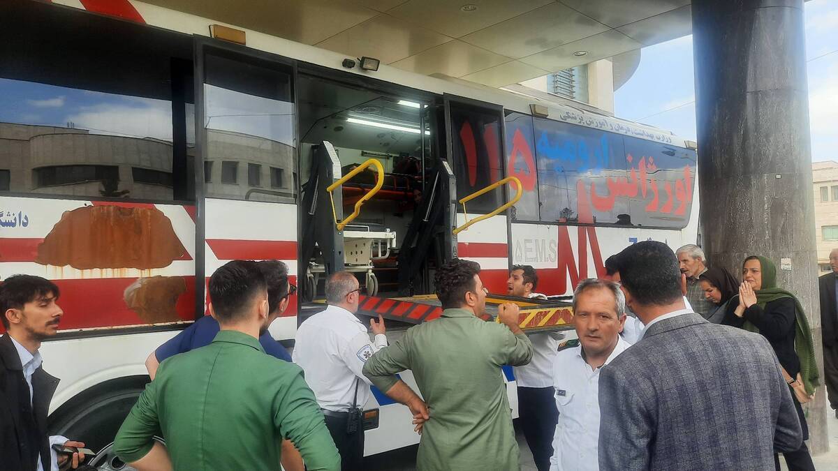 سوختگی ۱۱ دختر دانشآموز براثر آتشگرفتن سرویس مدرسه در ارومیه سوختگی ۱۱ دختر دانشآموز براثر آتشگرفتن سرویس مدرسه در ارومیه