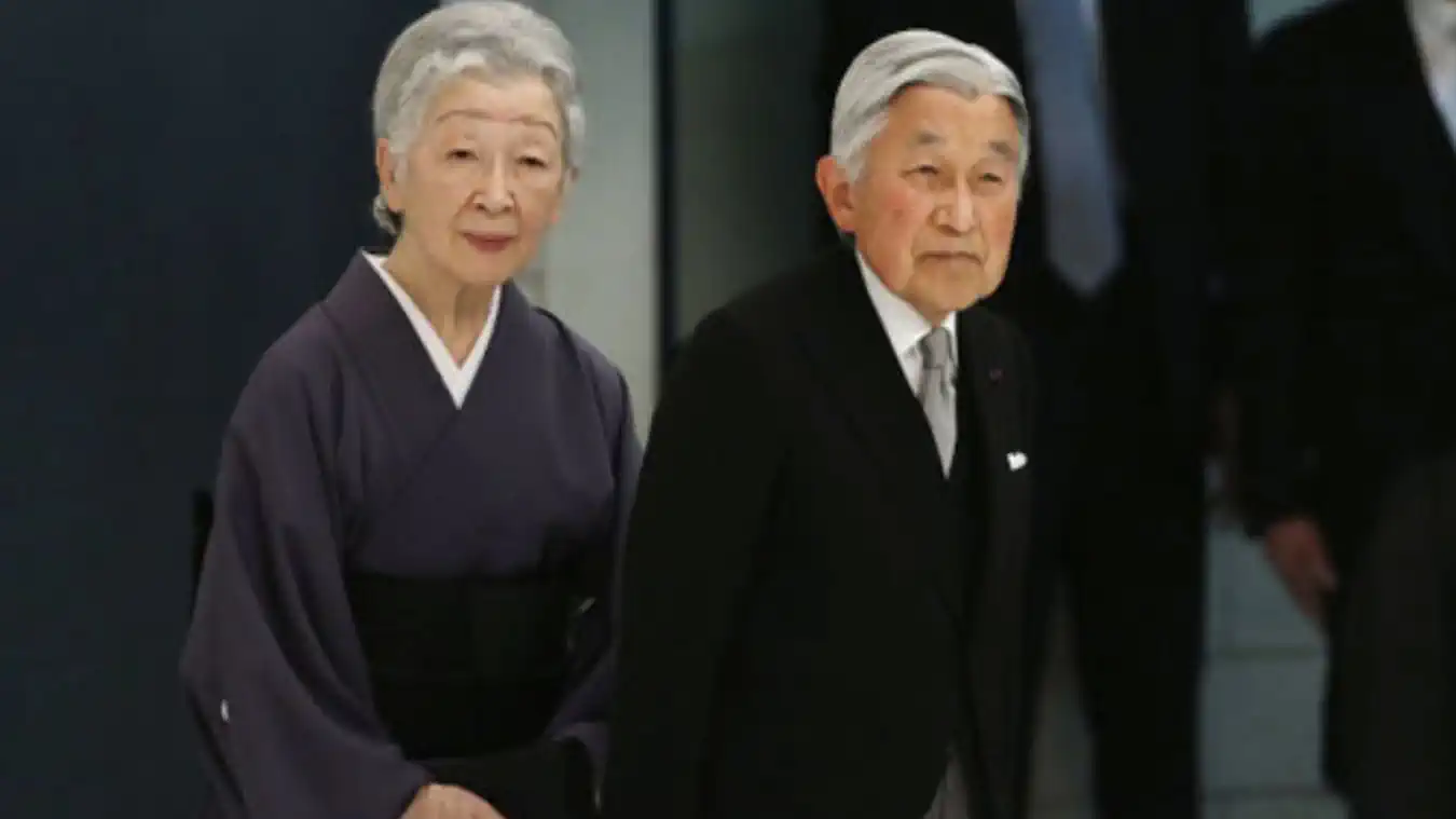 مراسم عروسی امپراتور و ملکۀ ژاپن در سال ۱۳۳۸ +عکس مراسم عروسی امپراتور و ملکۀ ژاپن در سال ۱۳۳۸ +عکس