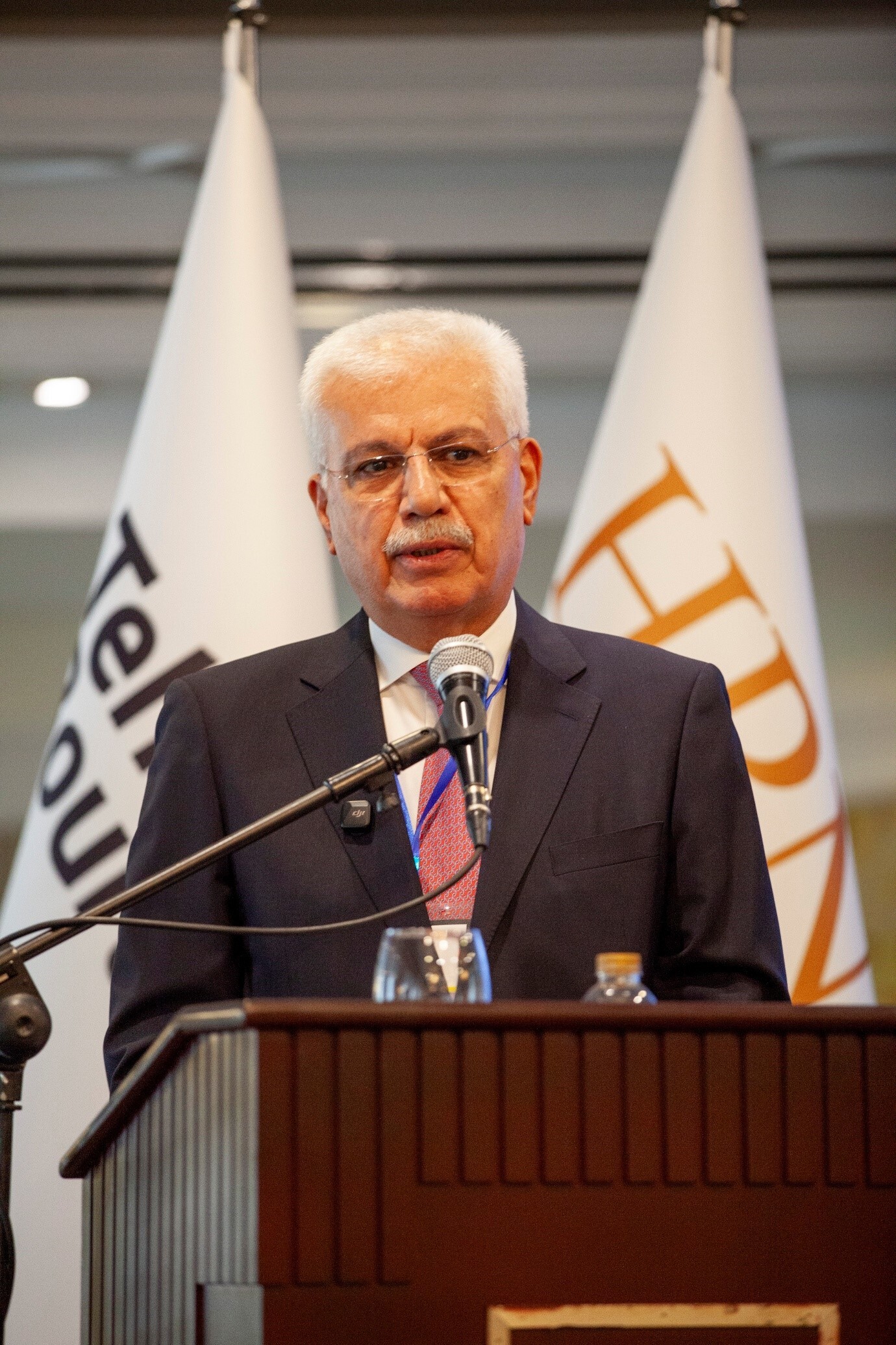 برند «لزور» در ایران رونمایی شد برند «لزور» در ایران رونمایی شد