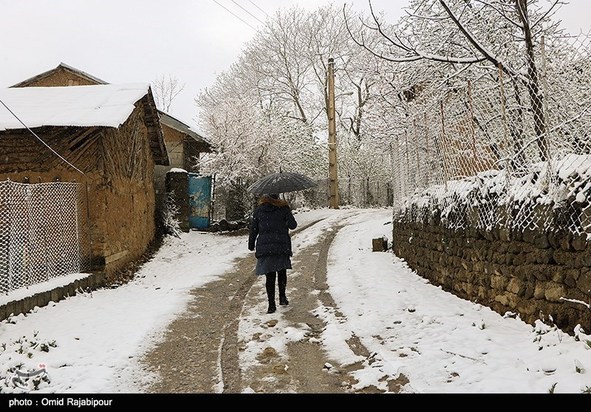 بارش برف بهاری در گیلان