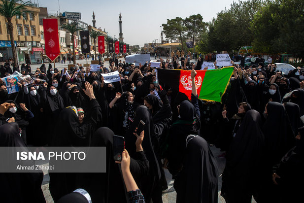 تجمع زنان افغانستانی در اعتراض به طالبان