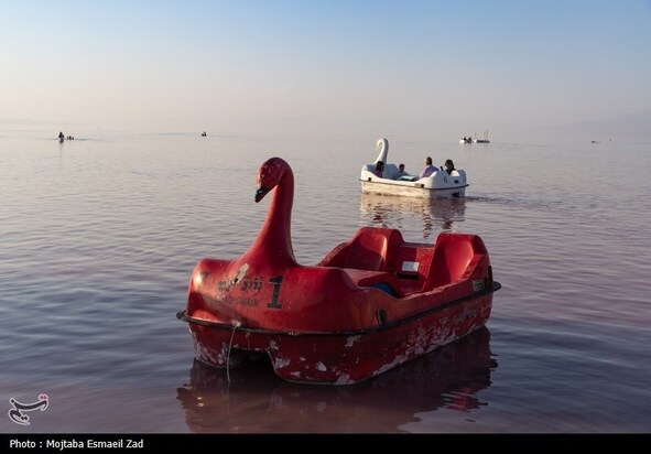 مسافران تابستانی دریاچه ارومیه