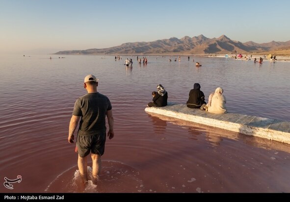 مسافران تابستانی دریاچه ارومیه