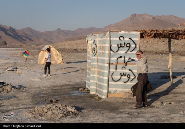 مسافران تابستانی دریاچه ارومیه