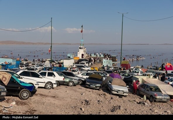 مسافران تابستانی دریاچه ارومیه