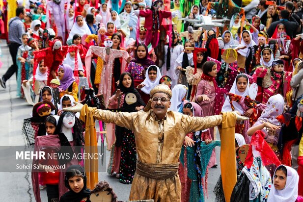 جشنواره بین‌المللی تئاتر خیابانی مریوان