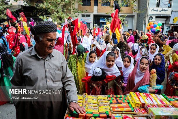 جشنواره بین‌المللی تئاتر خیابانی مریوان