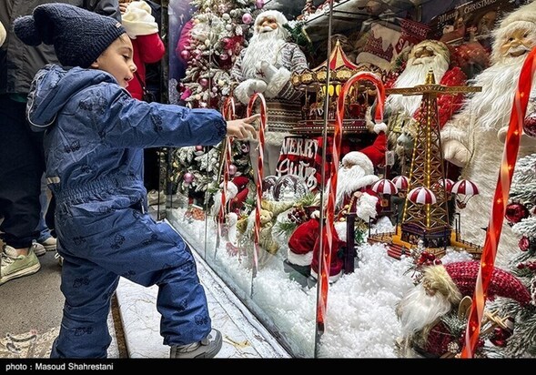 کریسمس در خیابانهای تهران